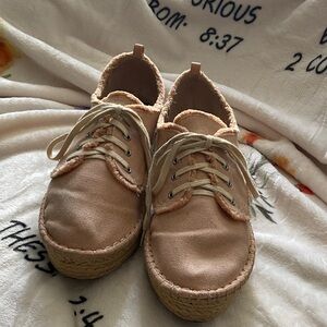 Casual Peach / Tan Canvas Women's Shoes